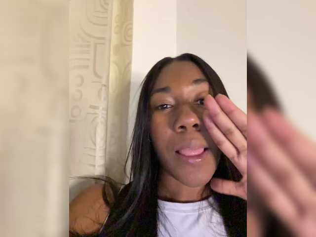 ReginaCorleone's BongaCams show and profile