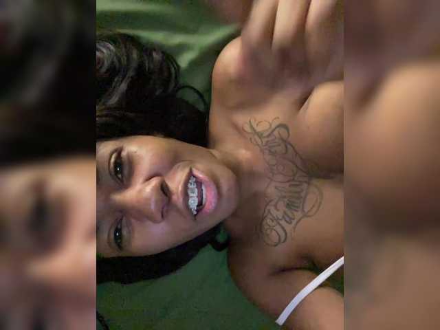 ReginaCorleone's BongaCams show and profile