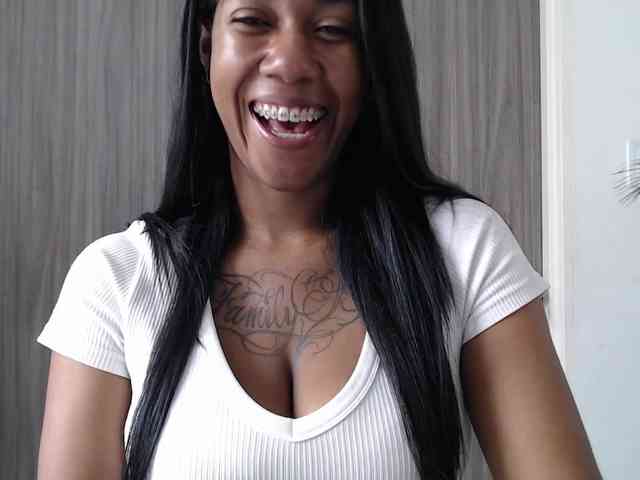 ReginaCorleone webcam