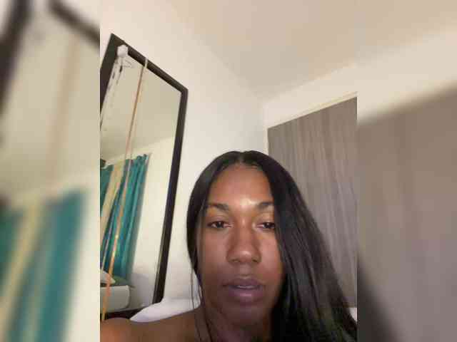ReginaCorleone webcam