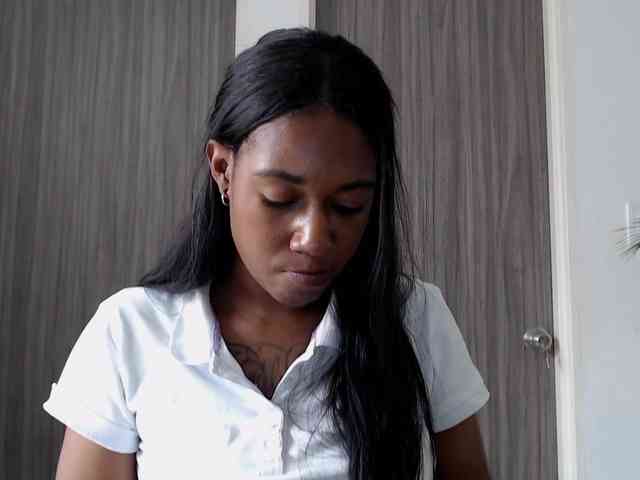 ReginaCorleone webcam