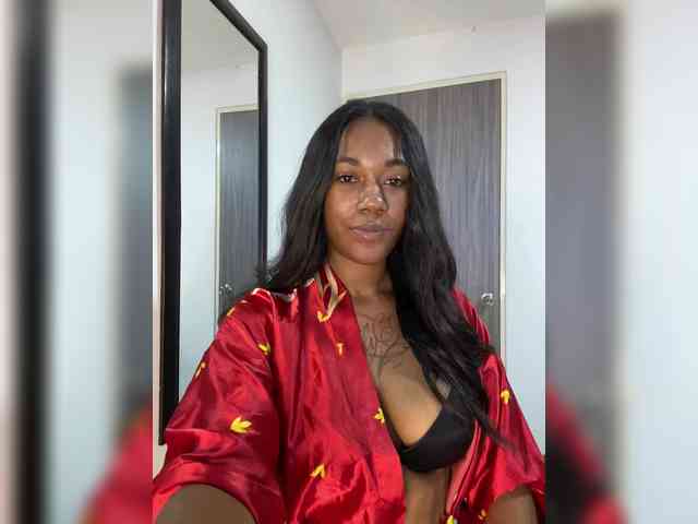 ReginaCorleone webcam