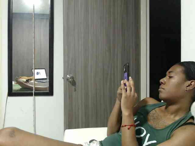 ReginaCorleone webcam
