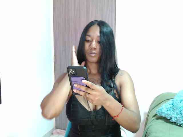 ReginaCorleone webcam