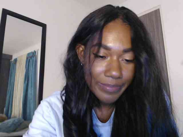 ReginaCorleone webcam