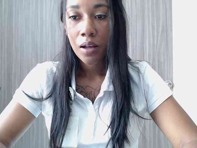 ReginaCorleone webcam