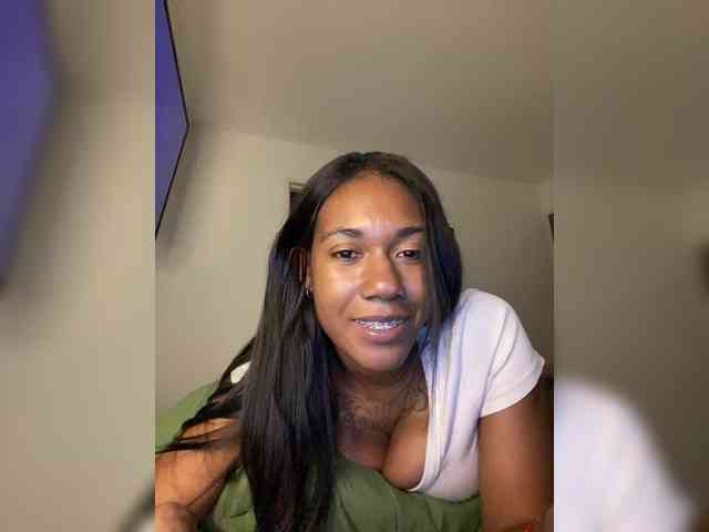 ReginaCorleone webcam