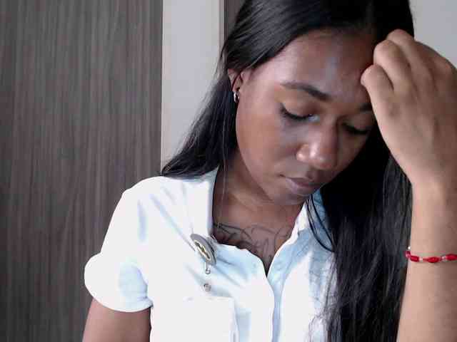 ReginaCorleone webcam