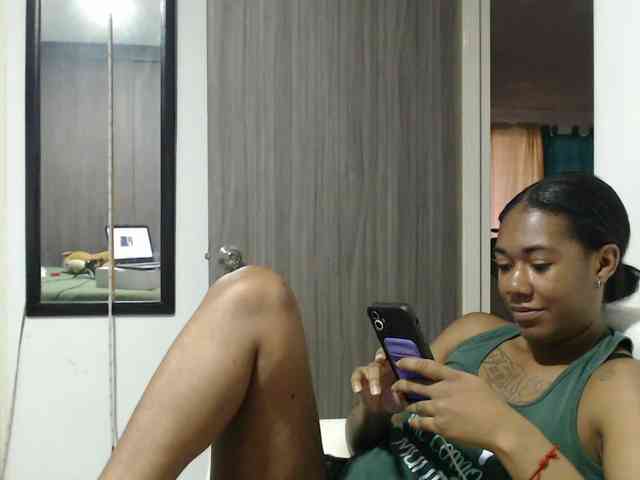 ReginaCorleone webcam