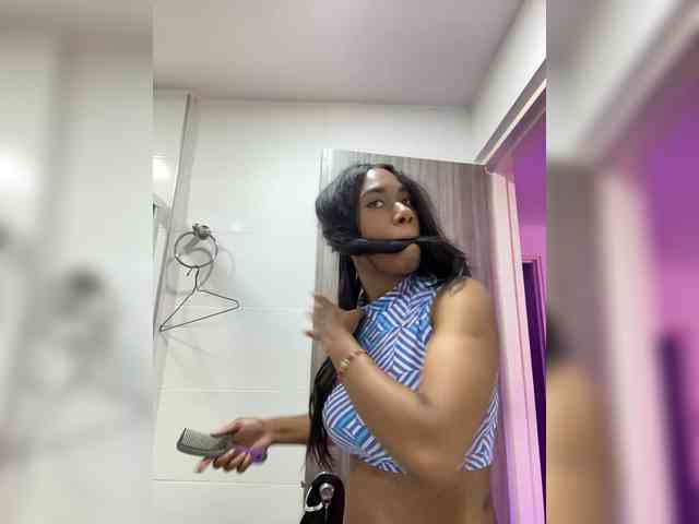 ReginaCorleone webcam