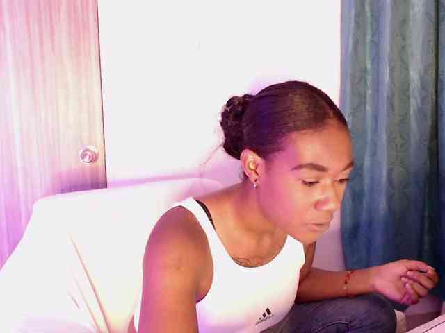 ReginaCorleone webcam