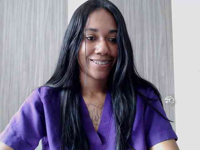 ReginaCorleone webcam