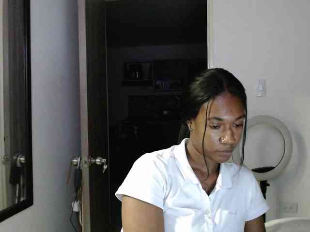 ReginaCorleone webcam