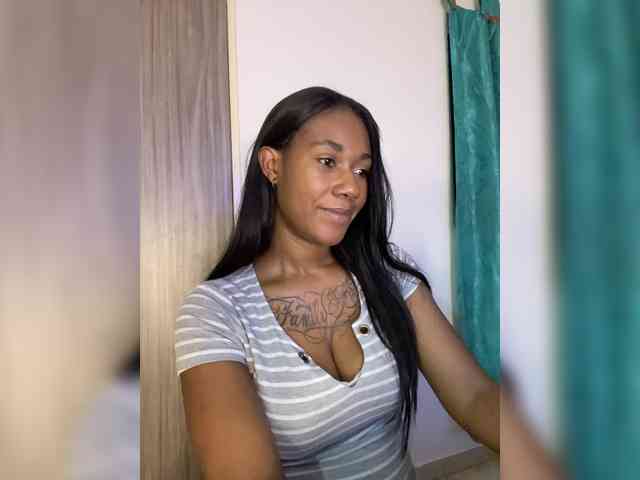 ReginaCorleone webcam
