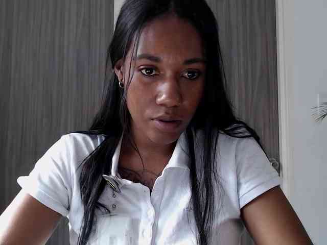 ReginaCorleone webcam