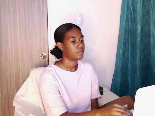 ReginaCorleone webcam