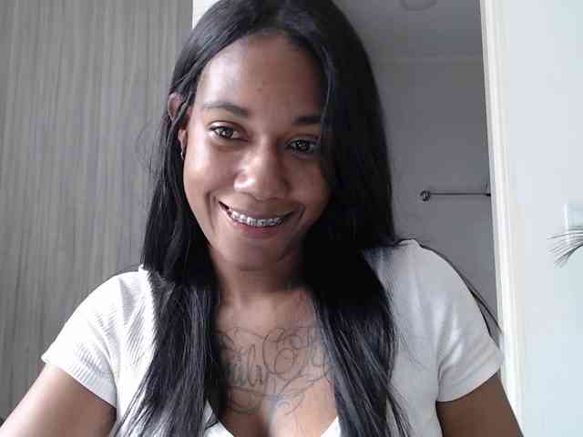 ReginaCorleone webcam