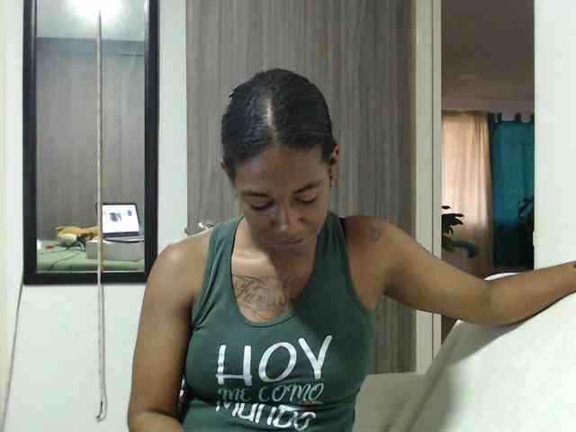 ReginaCorleone webcam
