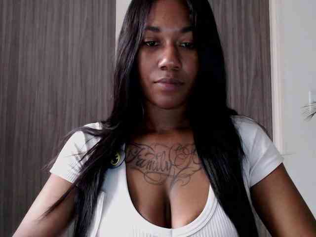 ReginaCorleone webcam