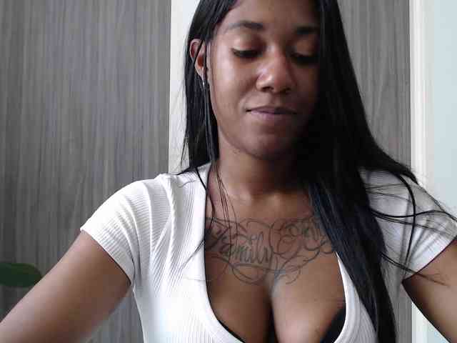 ReginaCorleone webcam