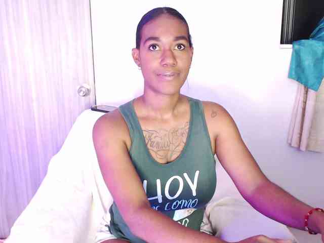 ReginaCorleone webcam