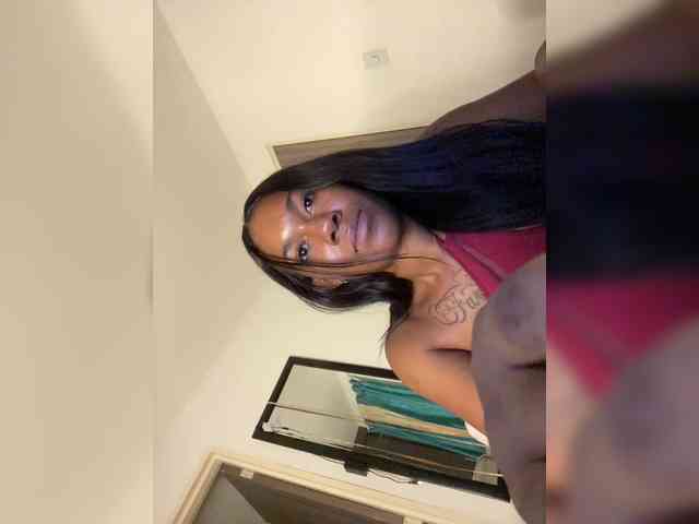 ReginaCorleone webcam