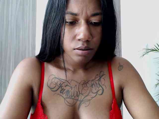 ReginaCorleone webcam