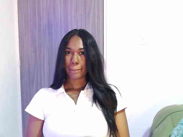 ReginaCorleone webcam