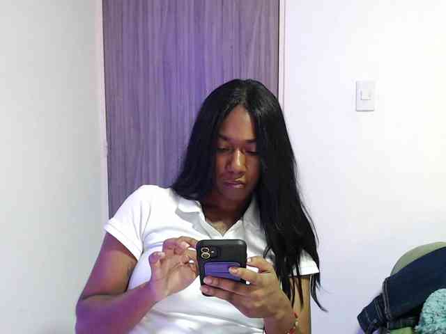 ReginaCorleone webcam
