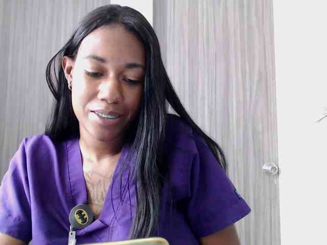 ReginaCorleone webcam