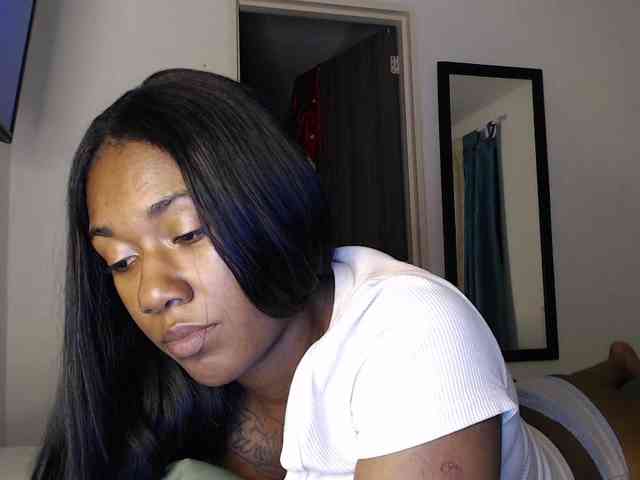 ReginaCorleone webcam