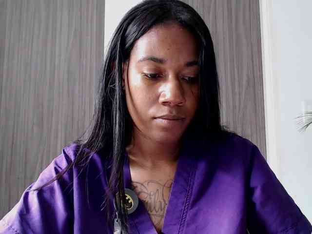 ReginaCorleone webcam