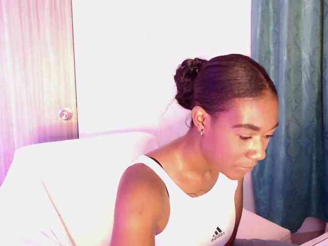 ReginaCorleone webcam