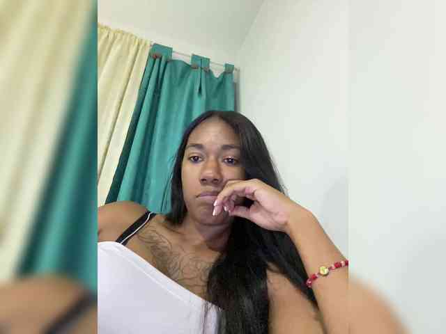 ReginaCorleone webcam