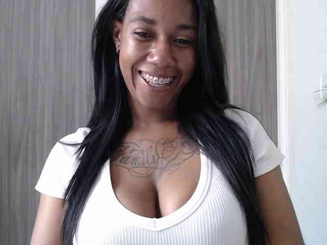 ReginaCorleone webcam
