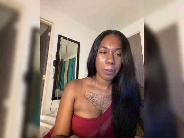 ReginaCorleone webcam