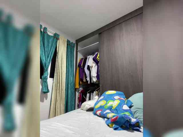 ReginaCorleone webcam