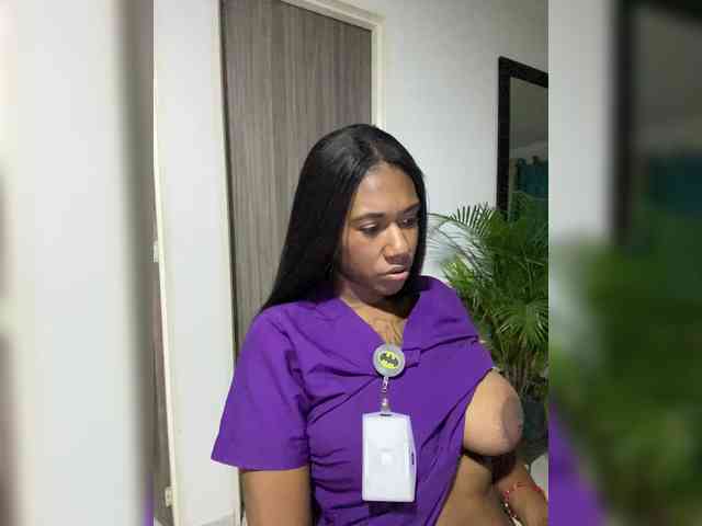 ReginaCorleone webcam