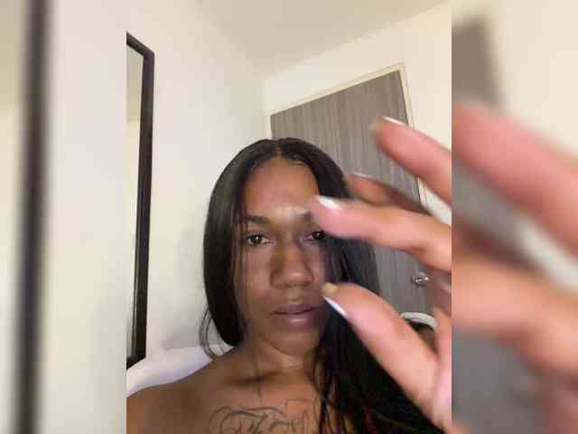 ReginaCorleone webcam