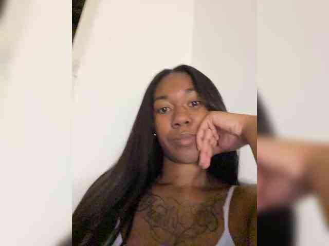 ReginaCorleone webcam