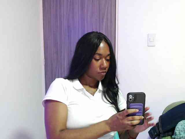 ReginaCorleone webcam