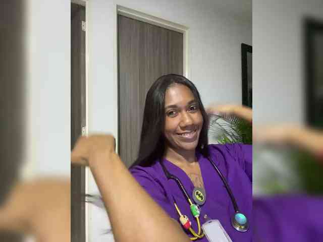 ReginaCorleone webcam