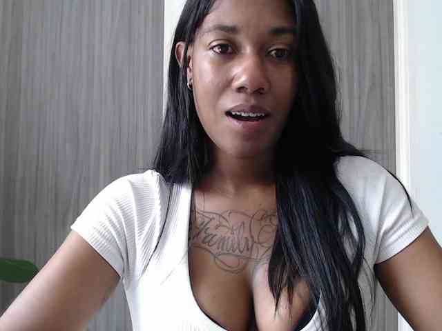 ReginaCorleone webcam