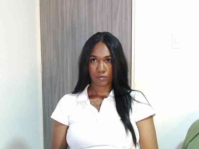 ReginaCorleone webcam