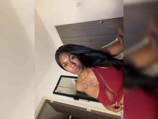 ReginaCorleone webcam