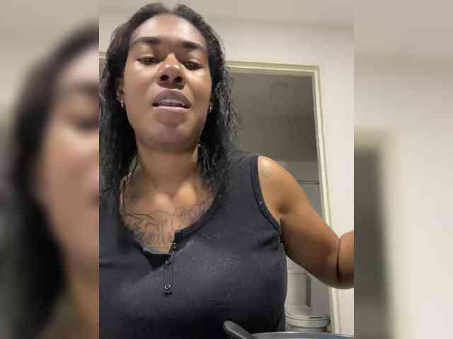 live sex cam ReginaCorleone
