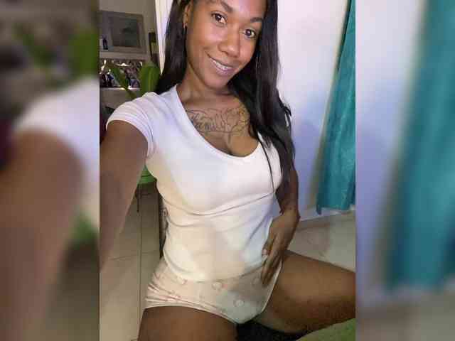 ReginaCorleone webcam