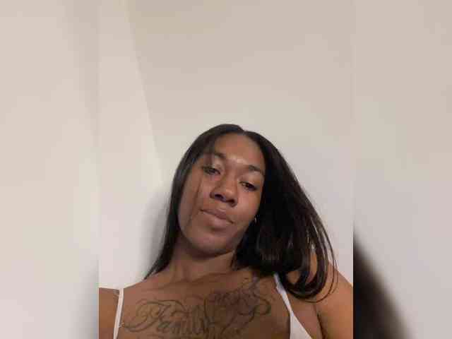 ReginaCorleone webcam