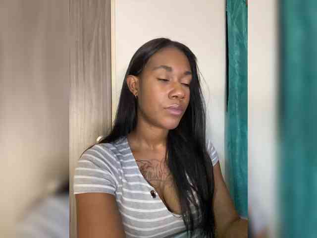 ReginaCorleone webcam