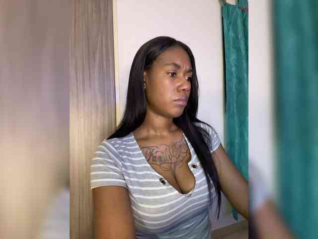 ReginaCorleone webcam